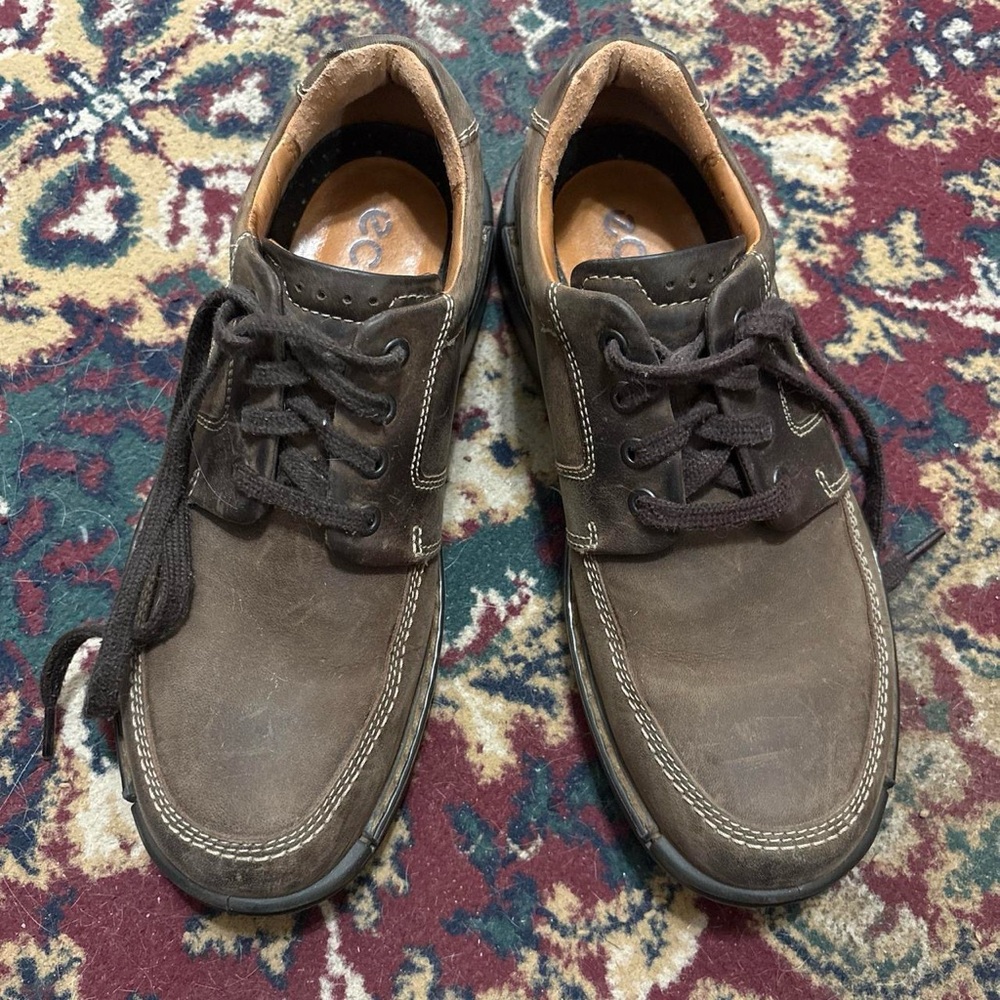 Ecco Women’s Dark Brown Leather Chukka Lace-Up Shoes